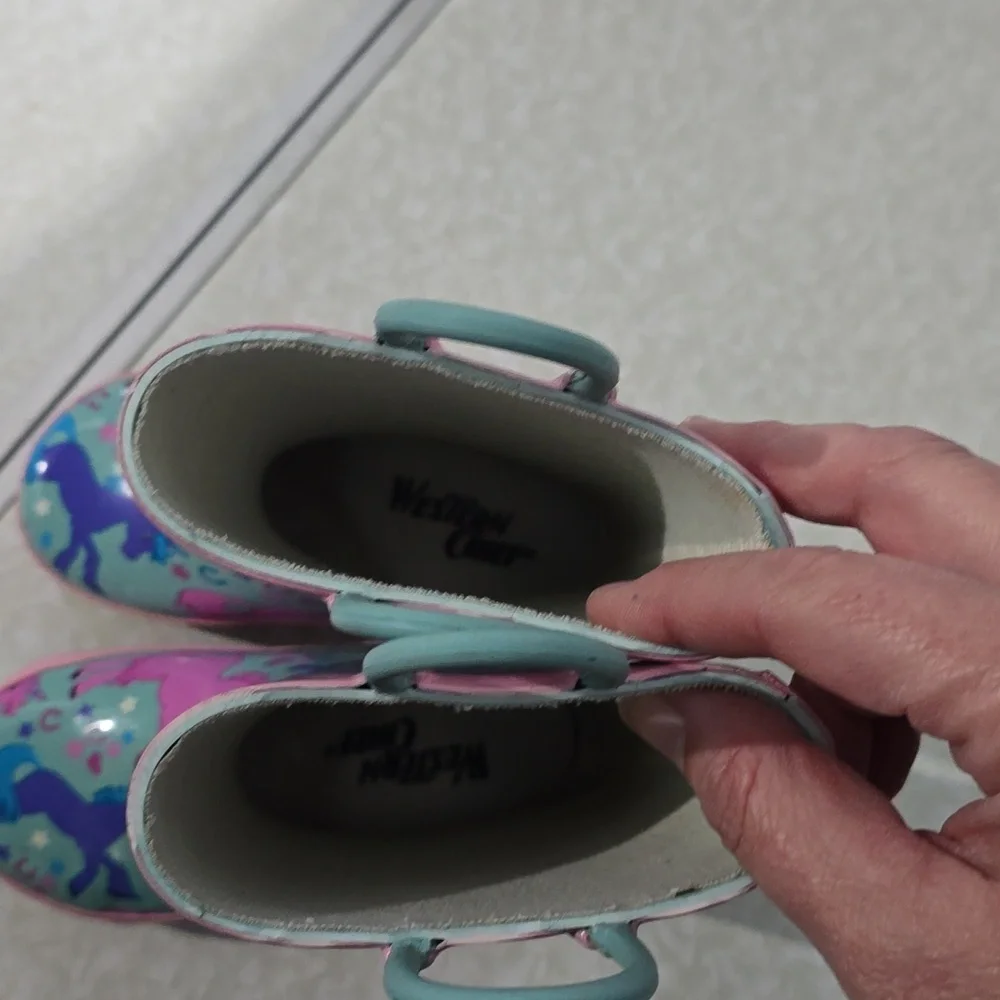 Girl’s Western‎ Chief Lucky Unicorn turquoise Rain Boots Size 7/8